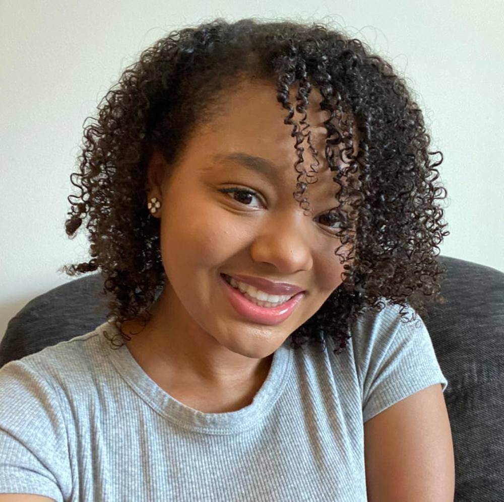 Meet your Posher, Jasmine